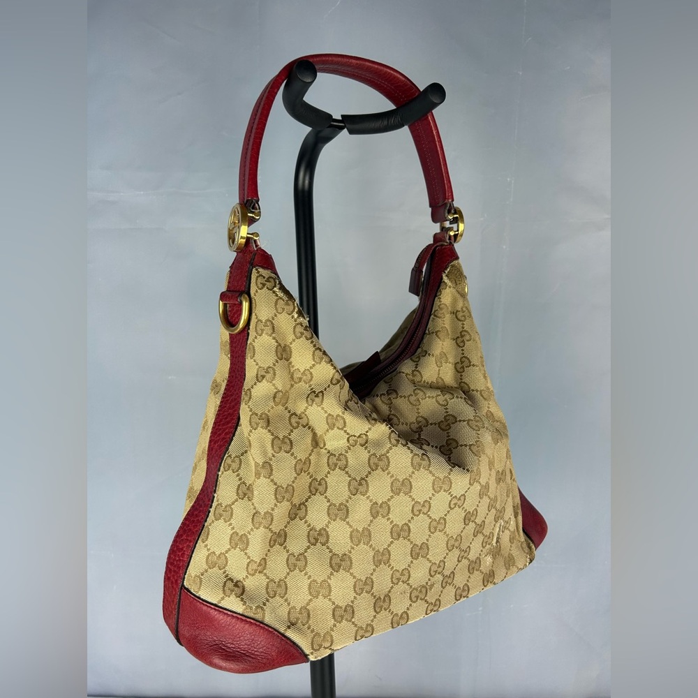 Authentic Vintage Gucci GG Hardware Red Leather Beige Canvas Fabric Hobo Bag
